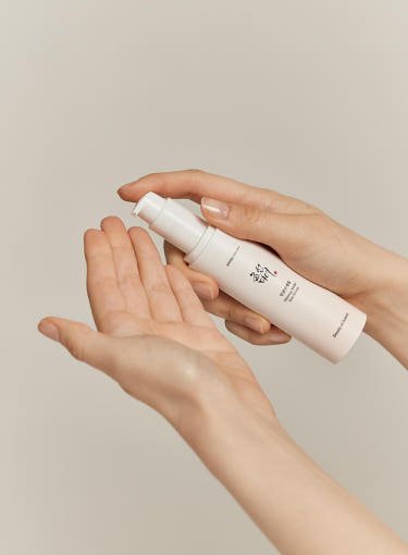 [Beauty of Joseon] Ginseng Moist Sun Serum 50ml (SPF50+ PA++++) - Best Friend Beauty